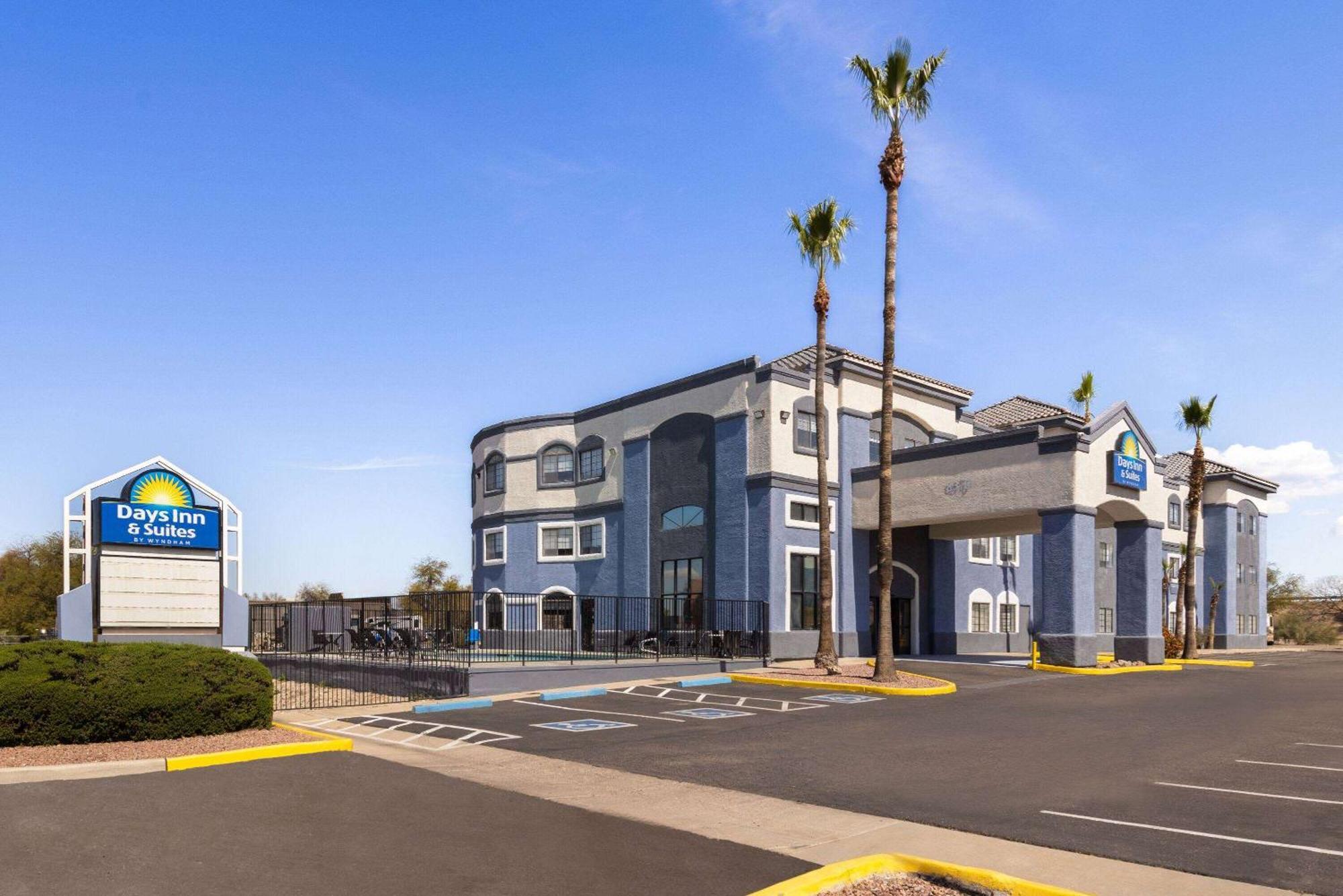 Days Inn & Suites By Wyndham Tucson/Marana Екстер'єр фото