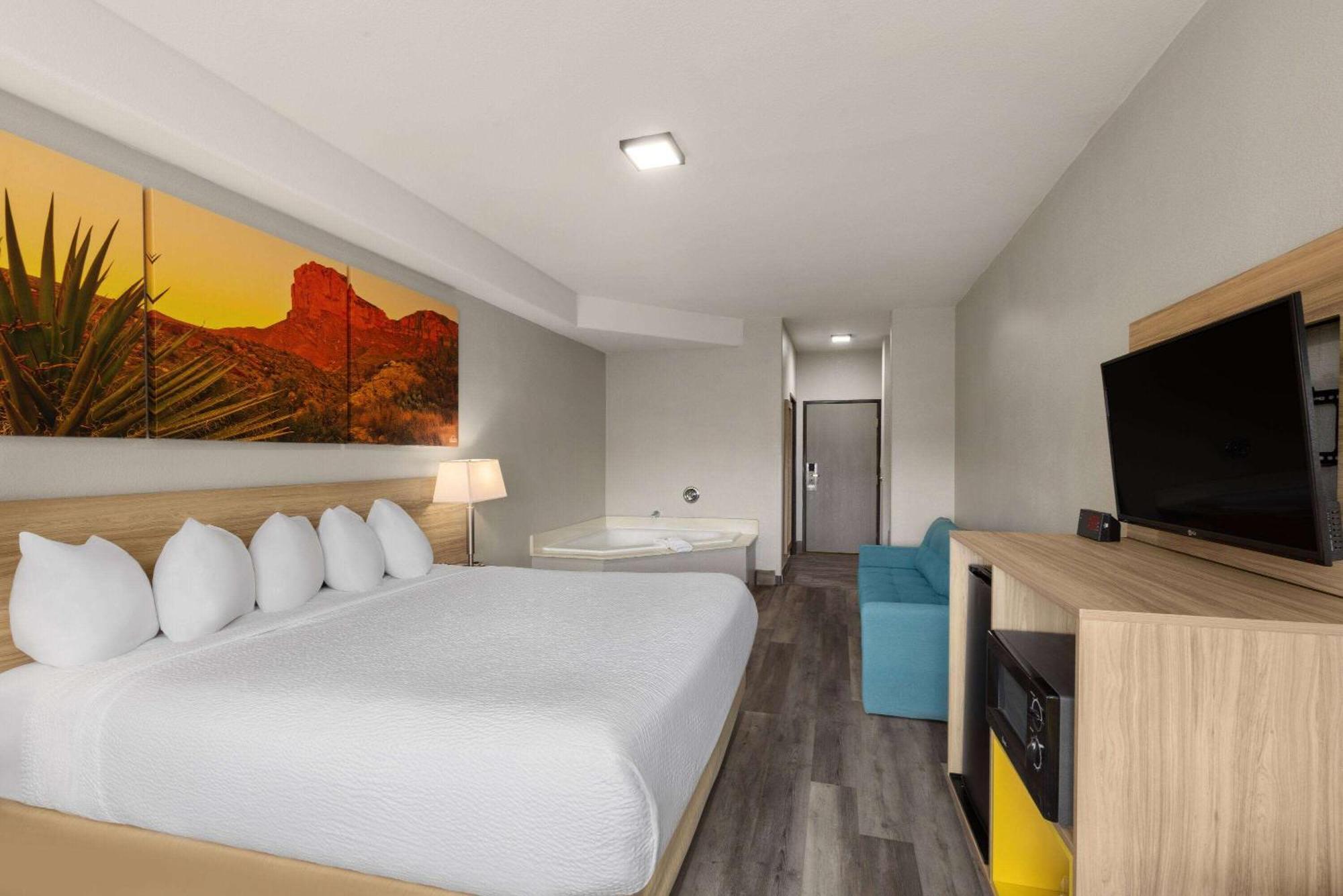 Days Inn & Suites By Wyndham Tucson/Marana Екстер'єр фото
