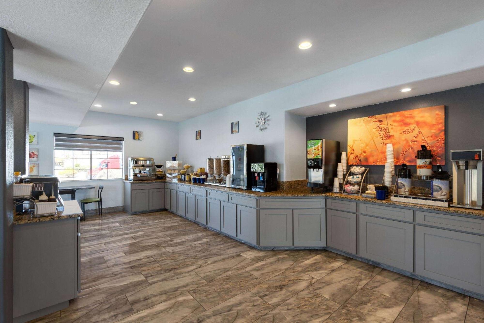 Days Inn & Suites By Wyndham Tucson/Marana Екстер'єр фото